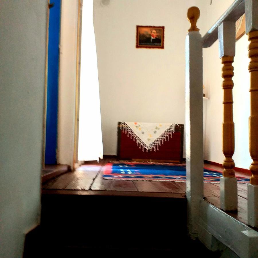 Ayvalik 1881 Pansiyon Buitenkant foto
